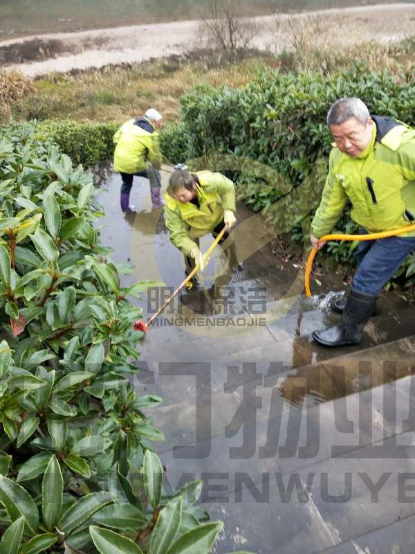 小區(qū)保潔外包是怎么收費的